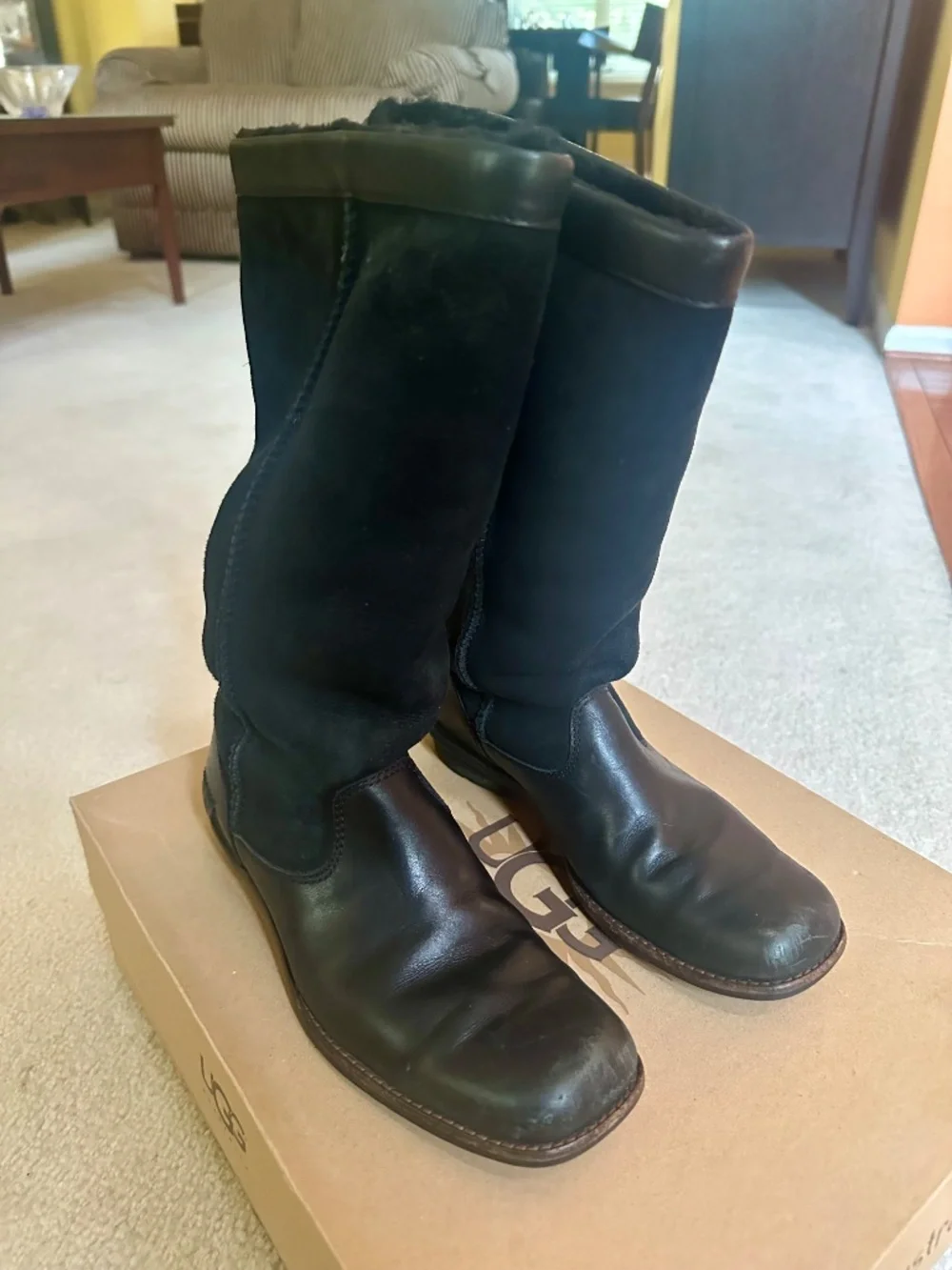 UGG Australia Brookfield Tall 5594 Black Shearling Boots – Women’s 7